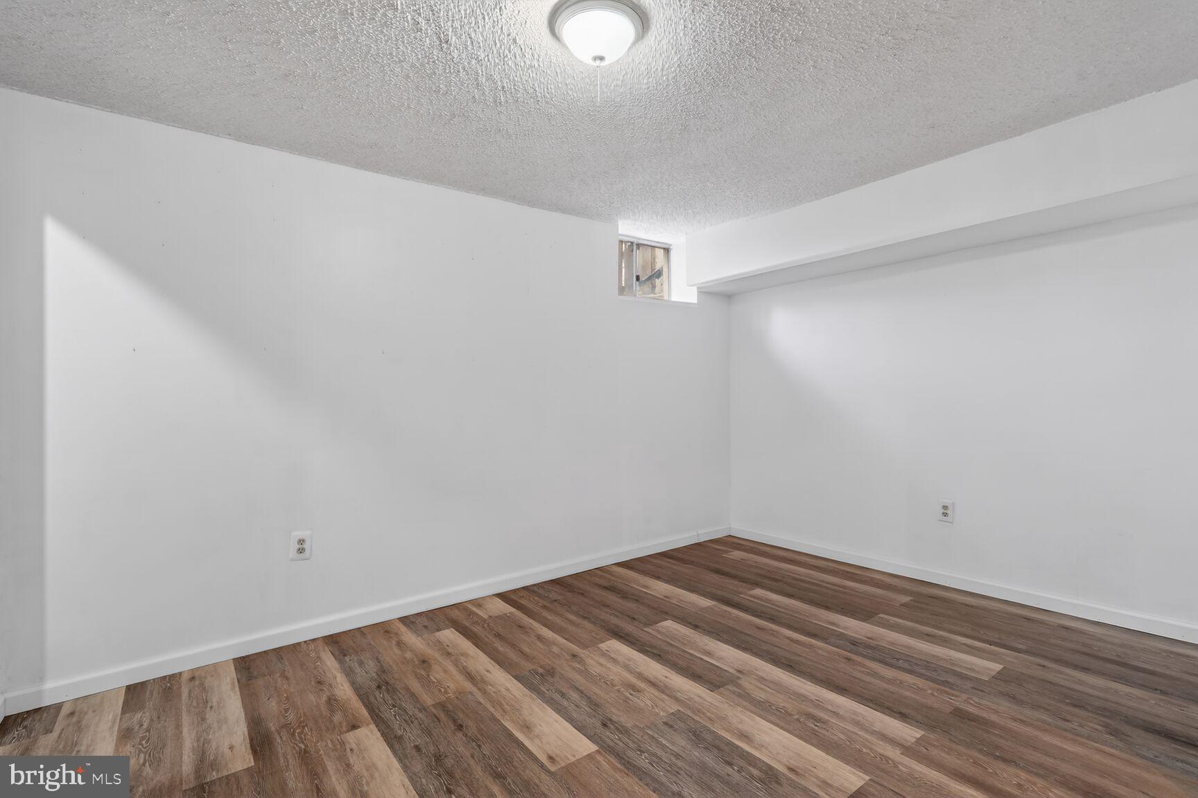 119 River Road Occoquan, VA 22125 - Photo 24 of 36 a view of empty room with wooden floor