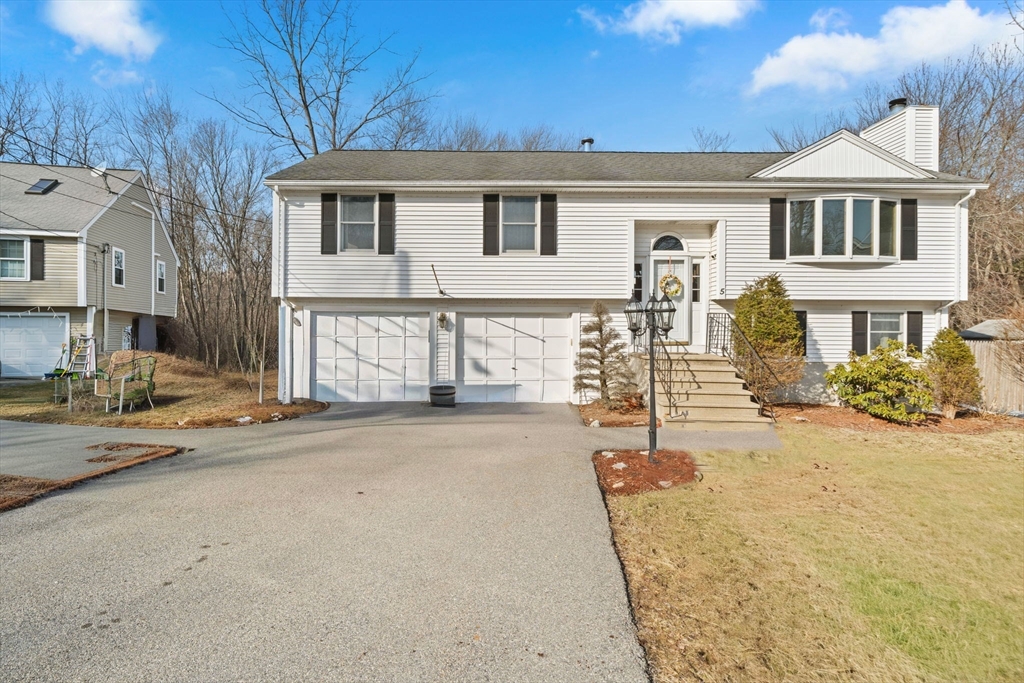 5 Jessica Lane Wakefield, MA 01880 - Photo 1 of 38