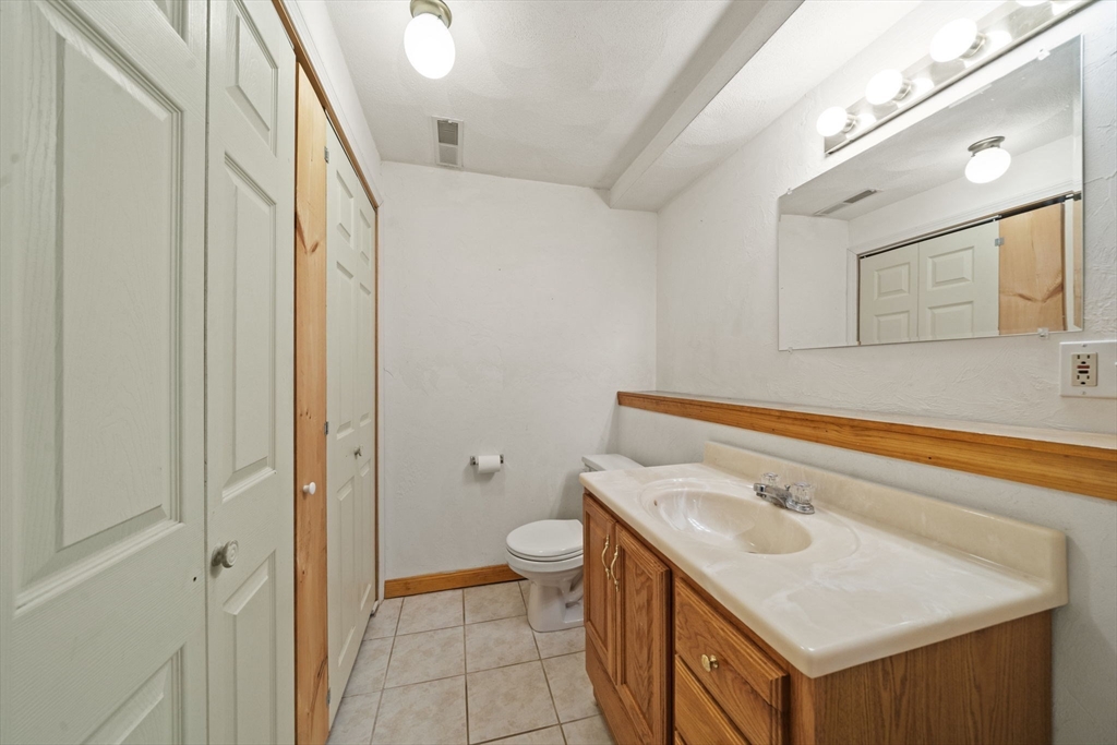 5 Jessica Lane Wakefield, MA 01880 - Photo 29 of 38