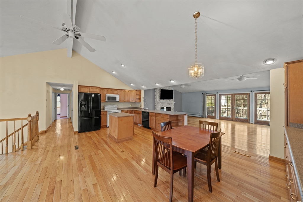 5 Jessica Lane Wakefield, MA 01880 - Photo 7 of 38