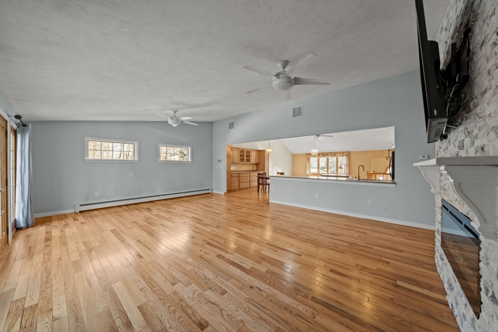 5 Jessica Lane Wakefield, MA 01880 - Photo 9 of 38