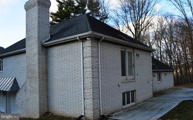 Exterior (Rear)