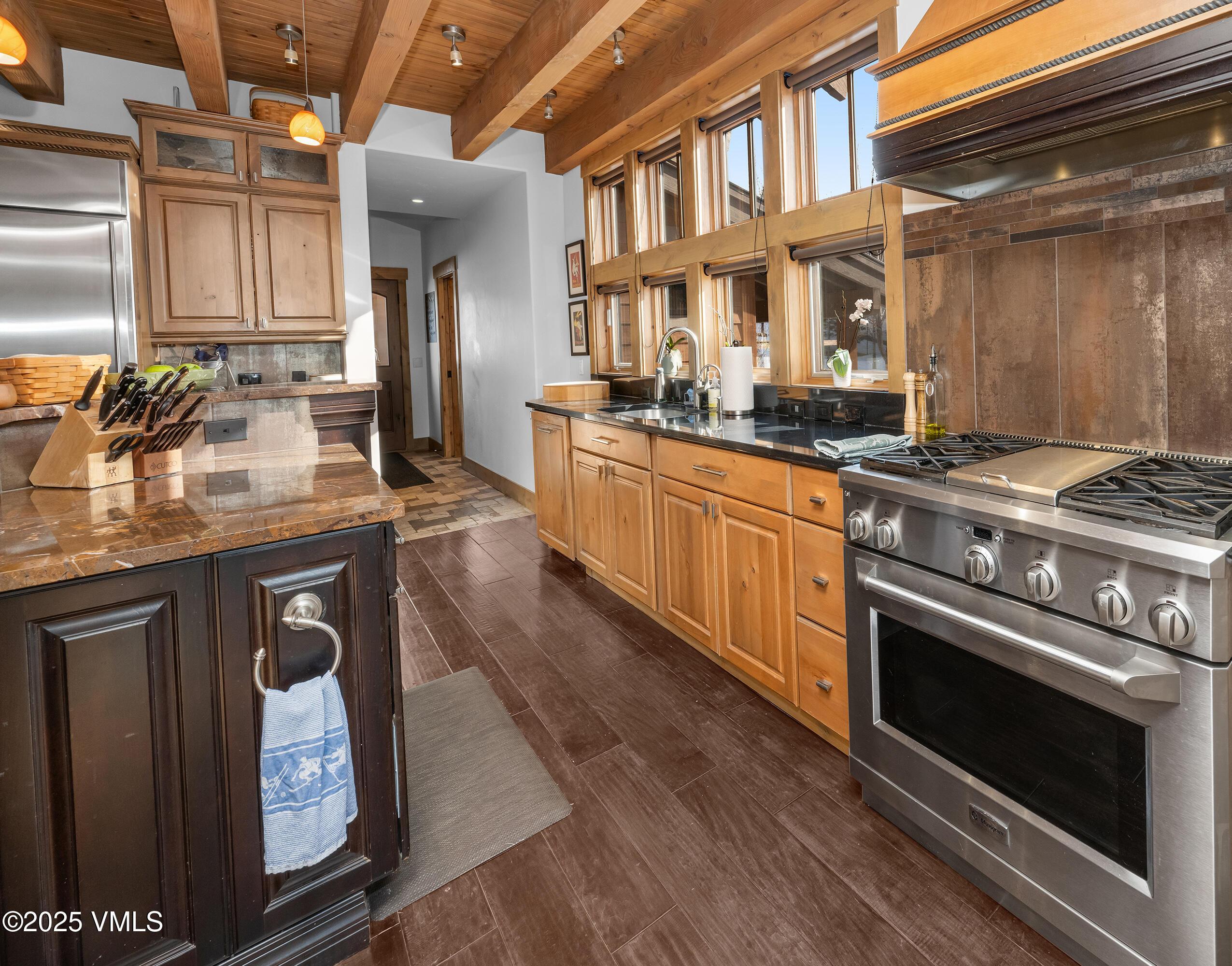 297 4th Of July Road Eagle, CO 81631 - Photo 25 of 83 Kitchen