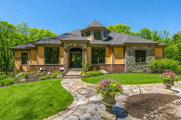 $2,249,000 | 1021 Emerald Drive, Erin, WI 53027