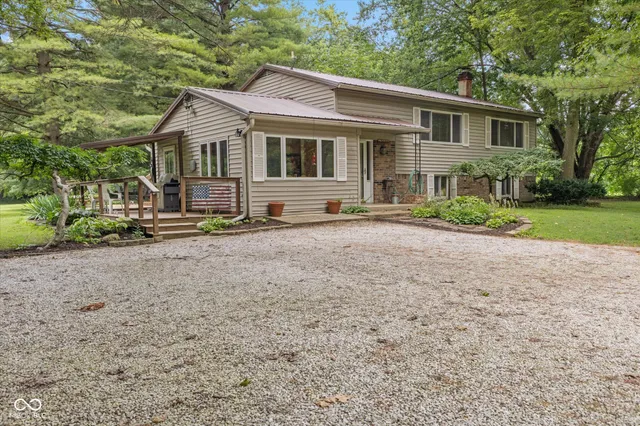 $530,000 | 3046 Cartersburg Road, Danville, IN 46122