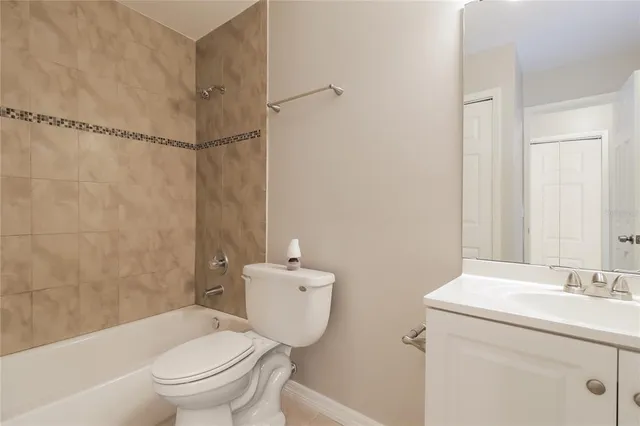 $1,950 | 5353 Pale Horse Drive, Orlando, FL 32818