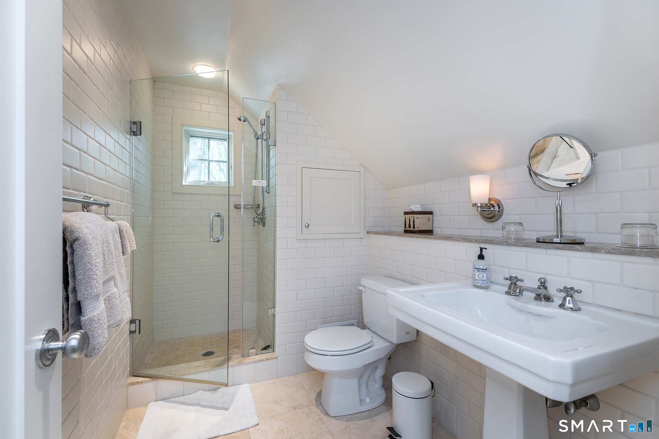18 Curtis Road Washington, CT 06793 - Photo 27 of 32 Guest apartment bathroom with shower