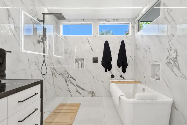 $1,195,000 | 49845 Lago Drive, La Quinta, CA 92253