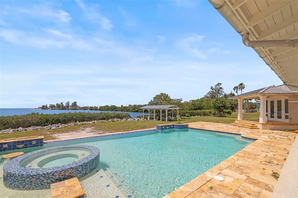 1721 Gulf Road Tarpon Springs, FL 34689 - Photo 54 of 96