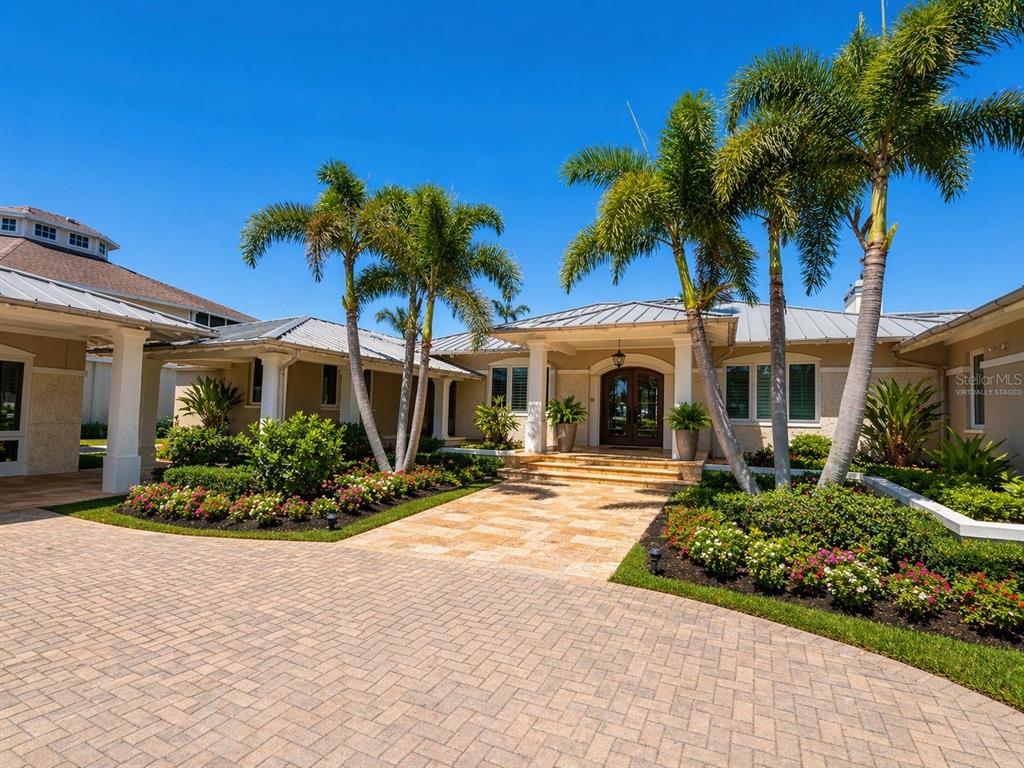1721 Gulf Road Tarpon Springs, FL 34689 - Photo 6 of 96 a front view of house with yard and green space