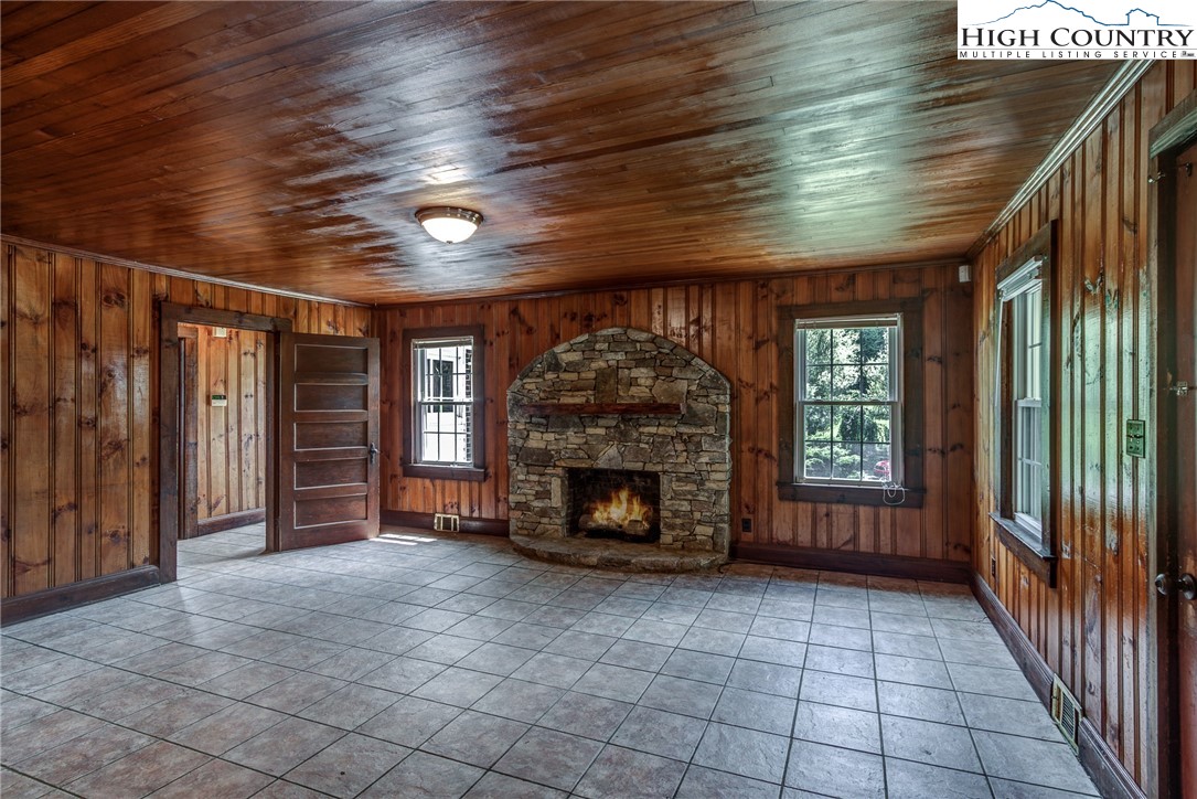 124 Brown's Chapel Road Boone, NC 28607 - Photo 2 of 26