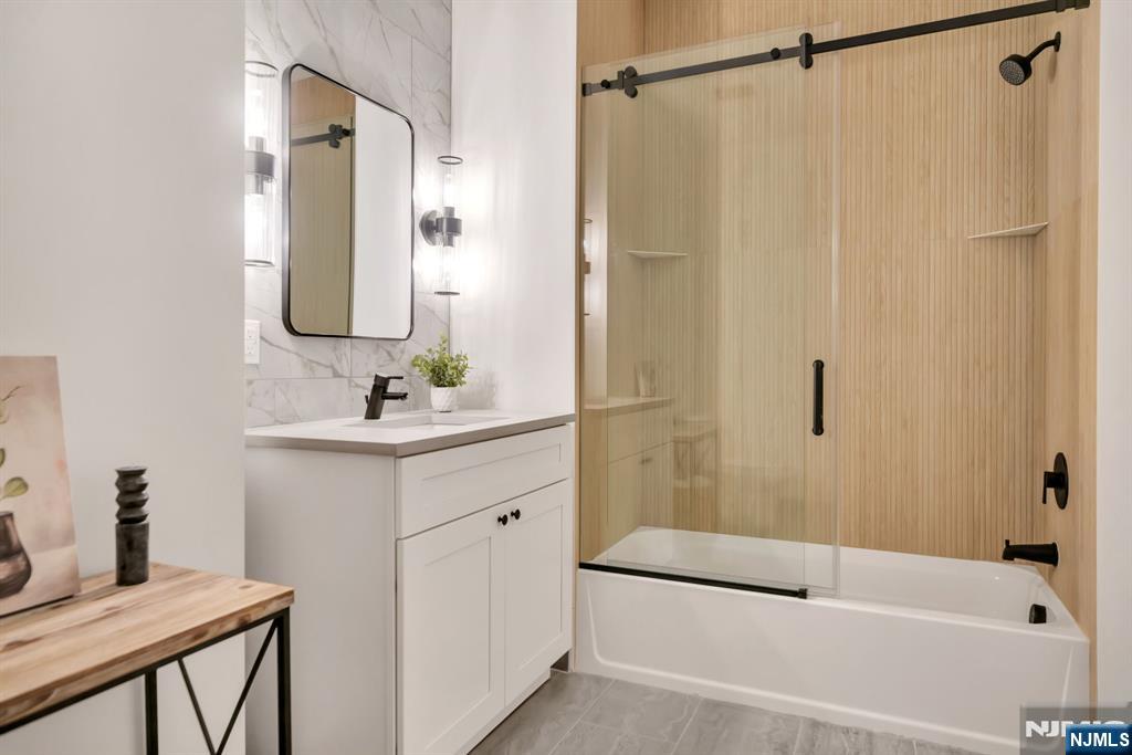 309 Encampment Towaco, NJ 07082 - Photo 13 of 25