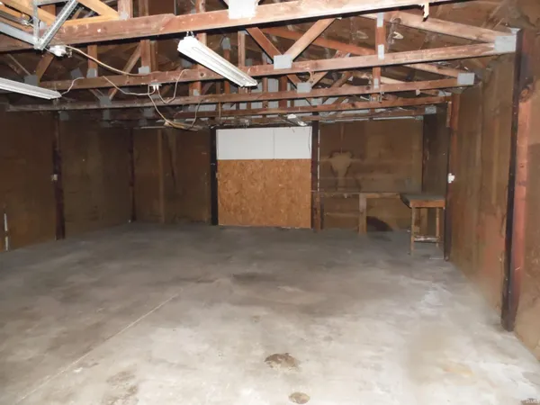 $219,900 | 10495 East State Road 8, Knox, IN 46534
