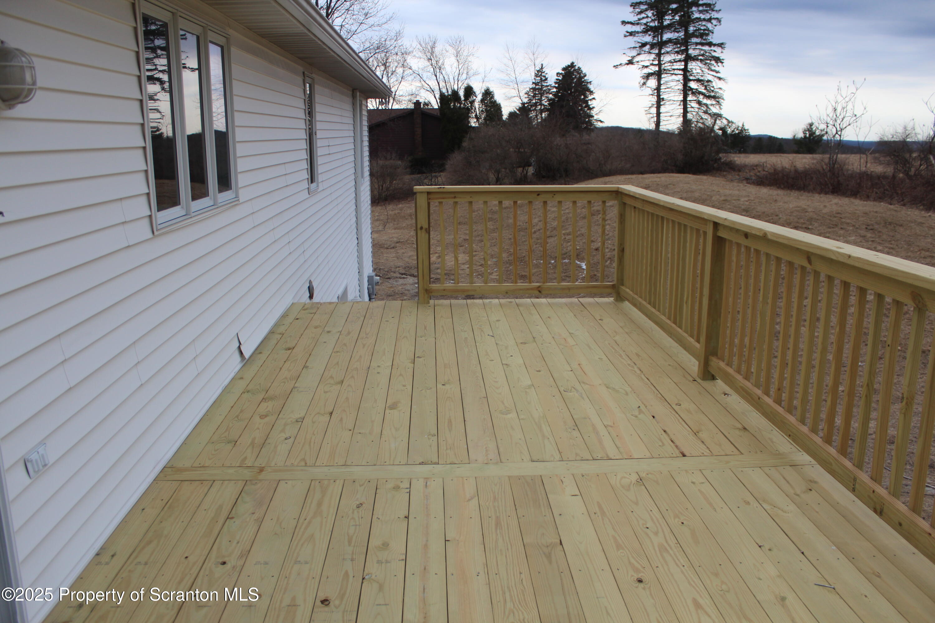2400 North Lakeview Road Clarks Summit, PA 18411 - Photo 17 of 39 deck