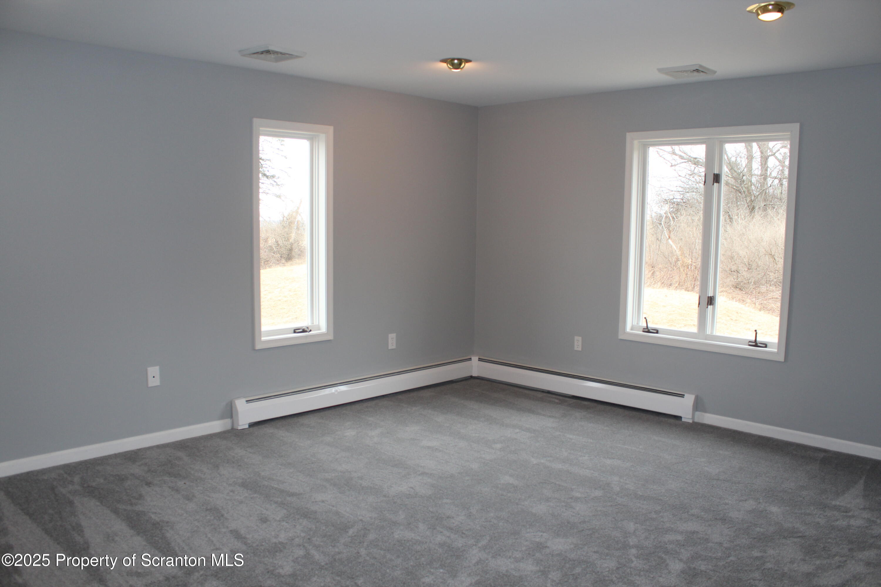 2400 North Lakeview Road Clarks Summit, PA 18411 - Photo 28 of 39 master bedroom