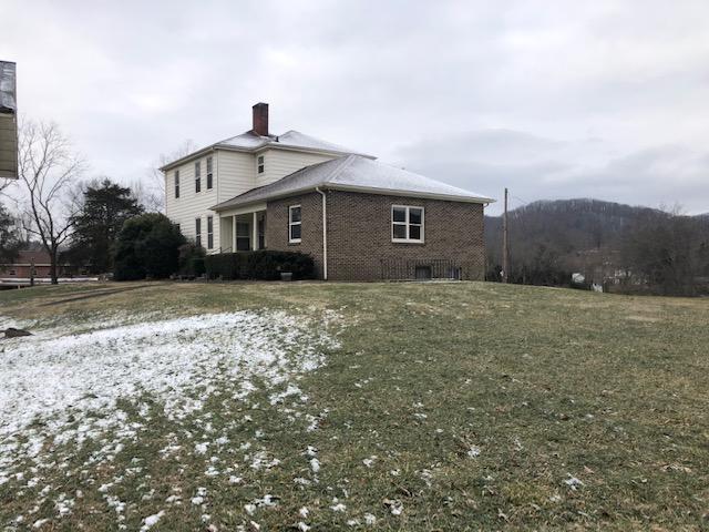 299 Fulton Road Harrogate, TN 37752 - Photo 4 of 22 1068034d