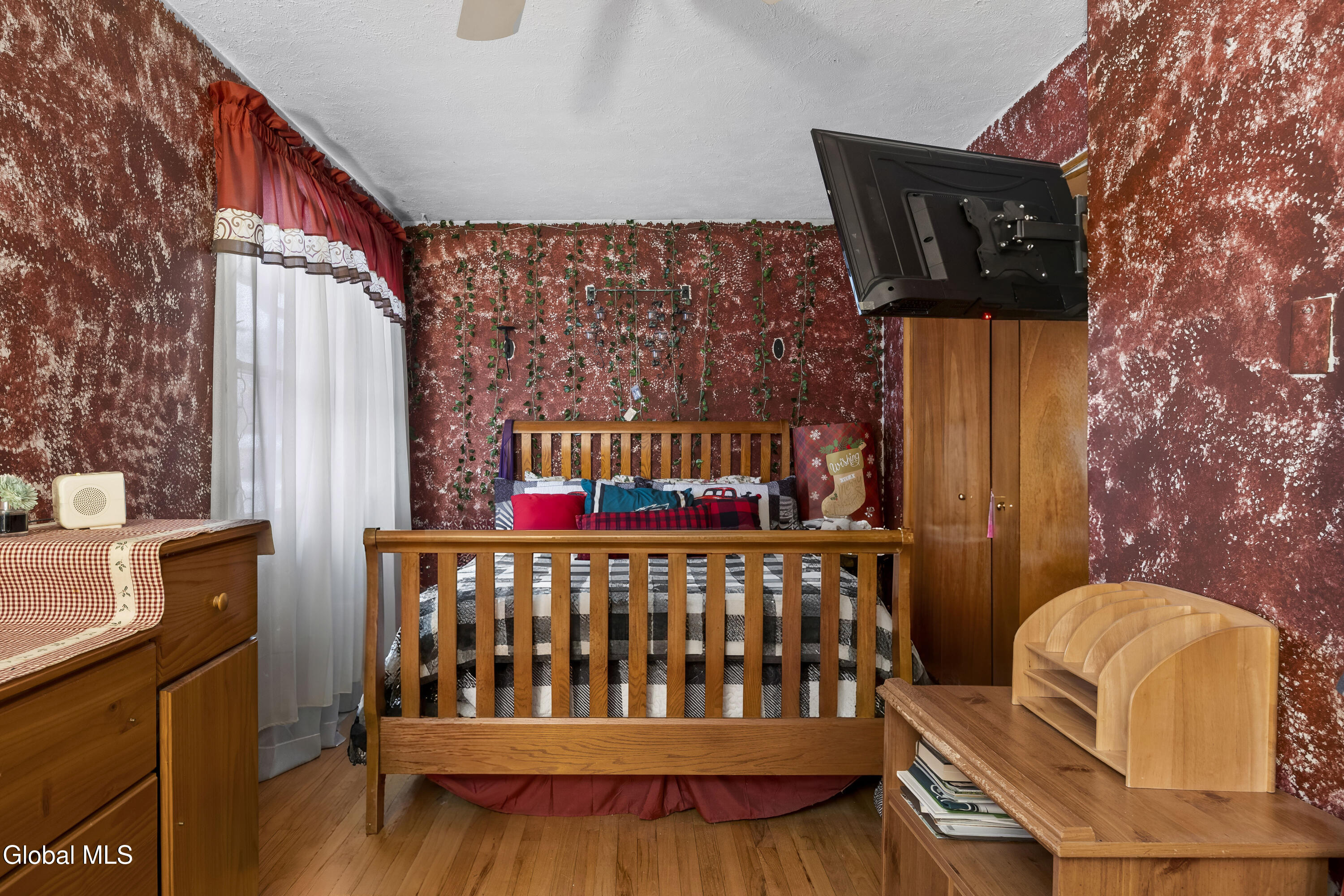 4 O'neil Street Troy, NY 12180 - Photo 15 of 30 14