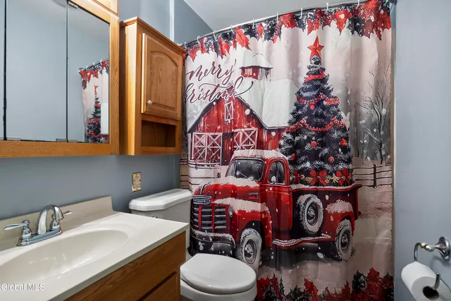 $245,000 | 4 O'neil Street, Troy, NY 12180