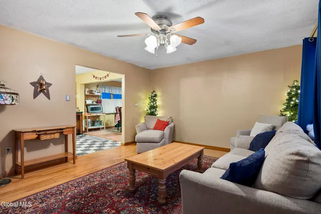 $245,000 | 4 O'neil Street, Troy, NY 12180