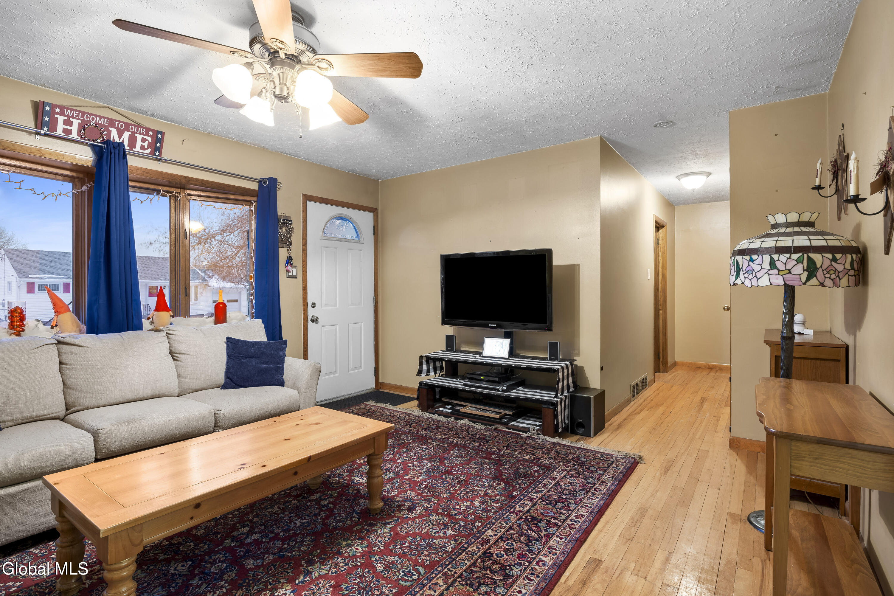 4 O'neil Street Troy, NY 12180 - Photo 7 of 30 6