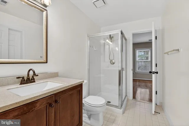 $410,000 | 15307 Diamond Cove Terrace, Unit 6E, Rockville, MD 20850