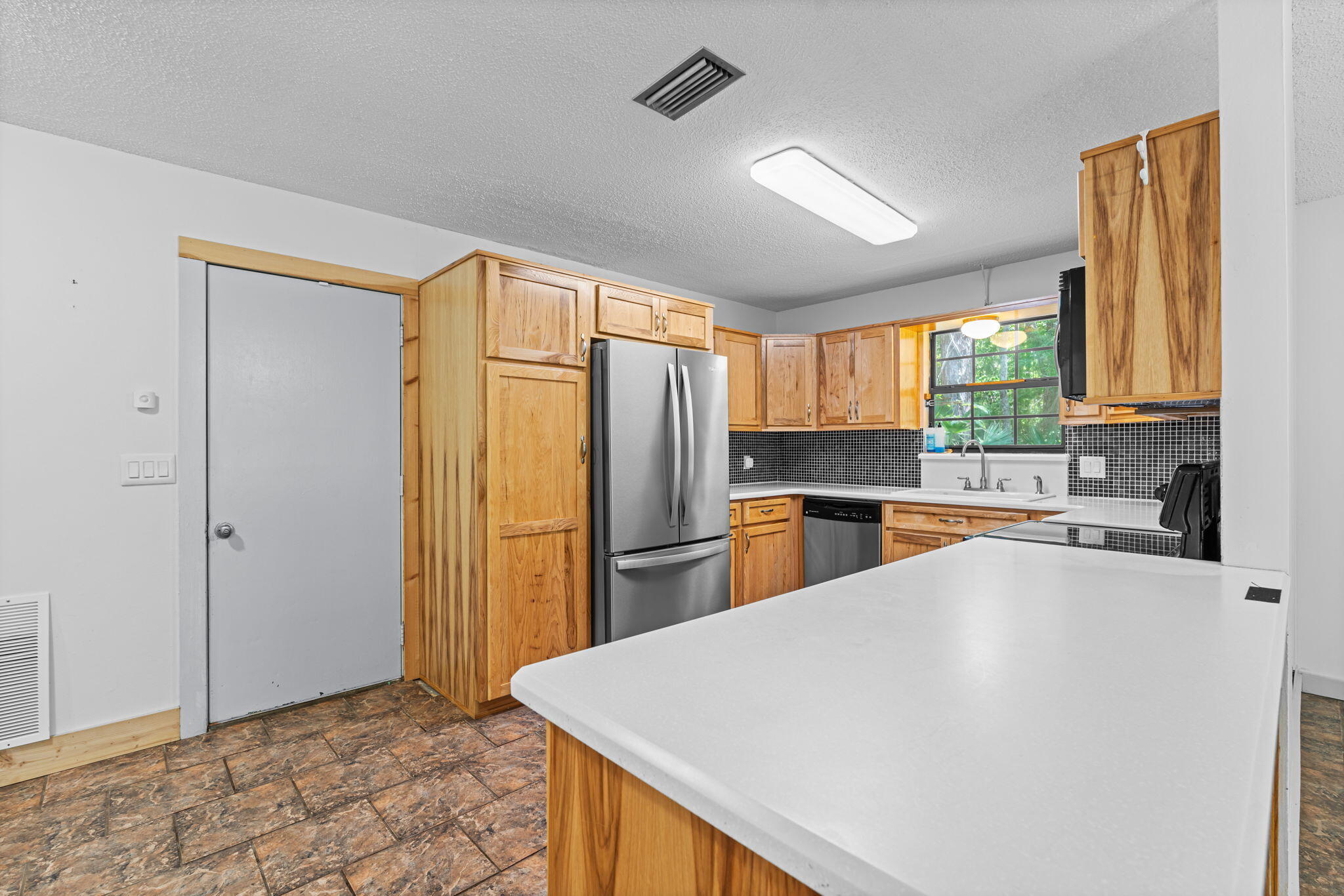722 Mallet Bayou Road Freeport, FL 32439 - Photo 10 of 47 10-web-or-mls-722 Mallet-10