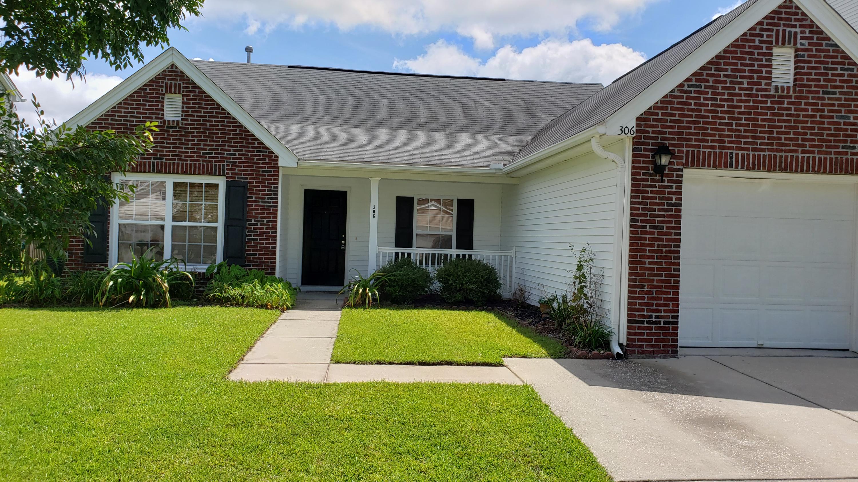 306 Deep River Road Summerville, SC 29486 - Photo 1 of 12 306 Deep River 13