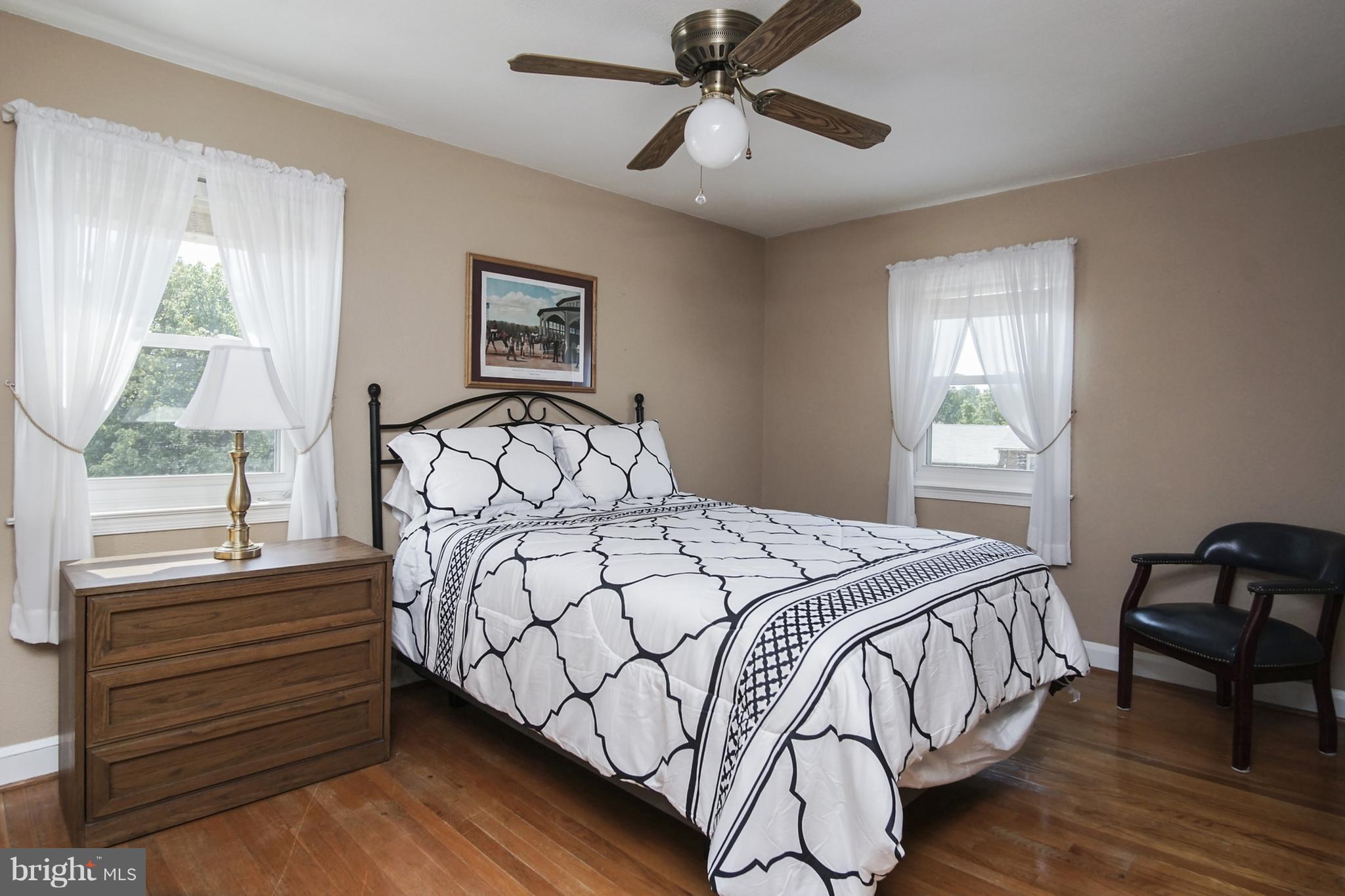 1082 Downton Road Baltimore, MD 21227 - Photo 14 of 26 Bedroom #2