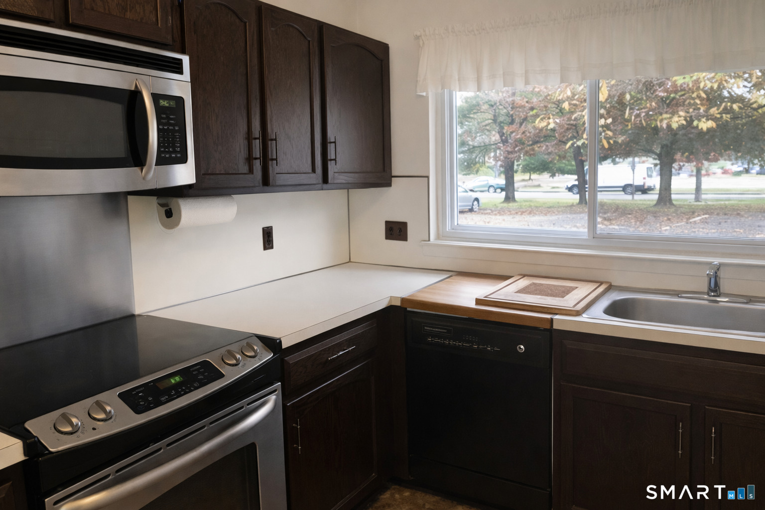 1201 Stratfield Road, Unit 1201 Fairfield, CT 06825 - Photo 5 of 15
