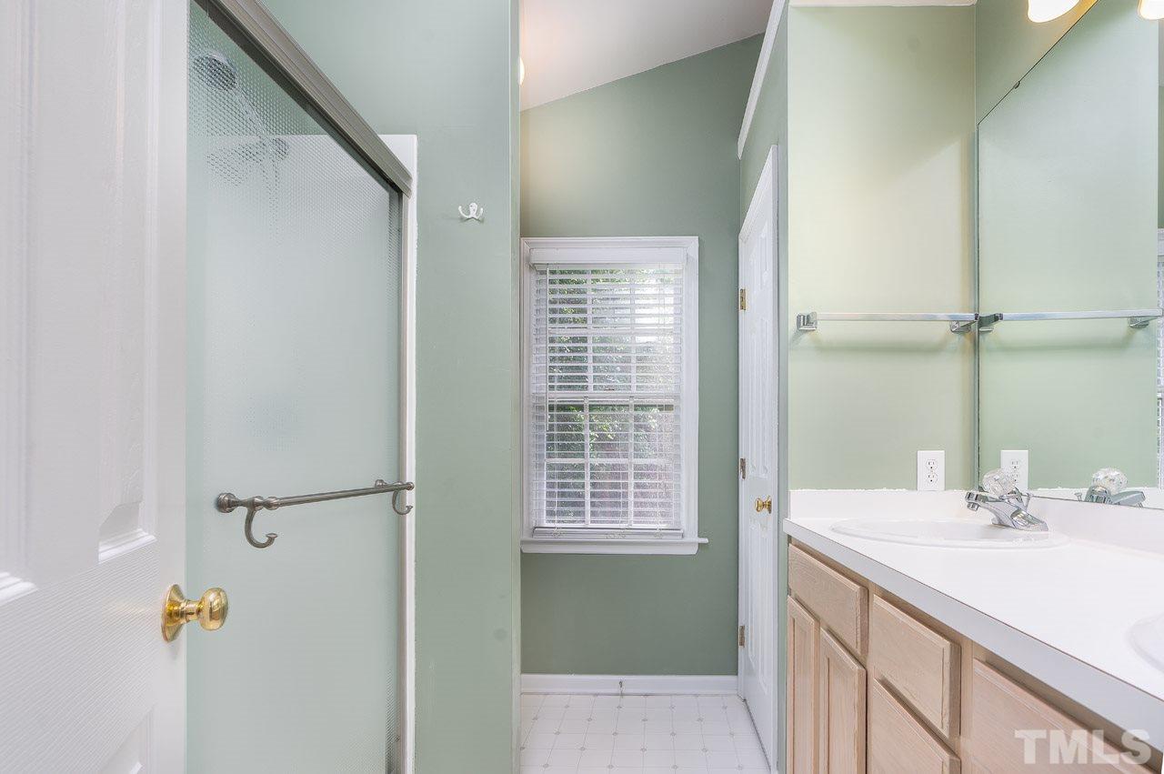 1909 Leadenhall Way Raleigh, NC 27603 - Photo 11 of 18