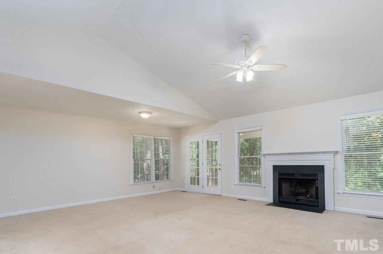 1909 Leadenhall Way Raleigh, NC 27603 - Photo 3 of 18