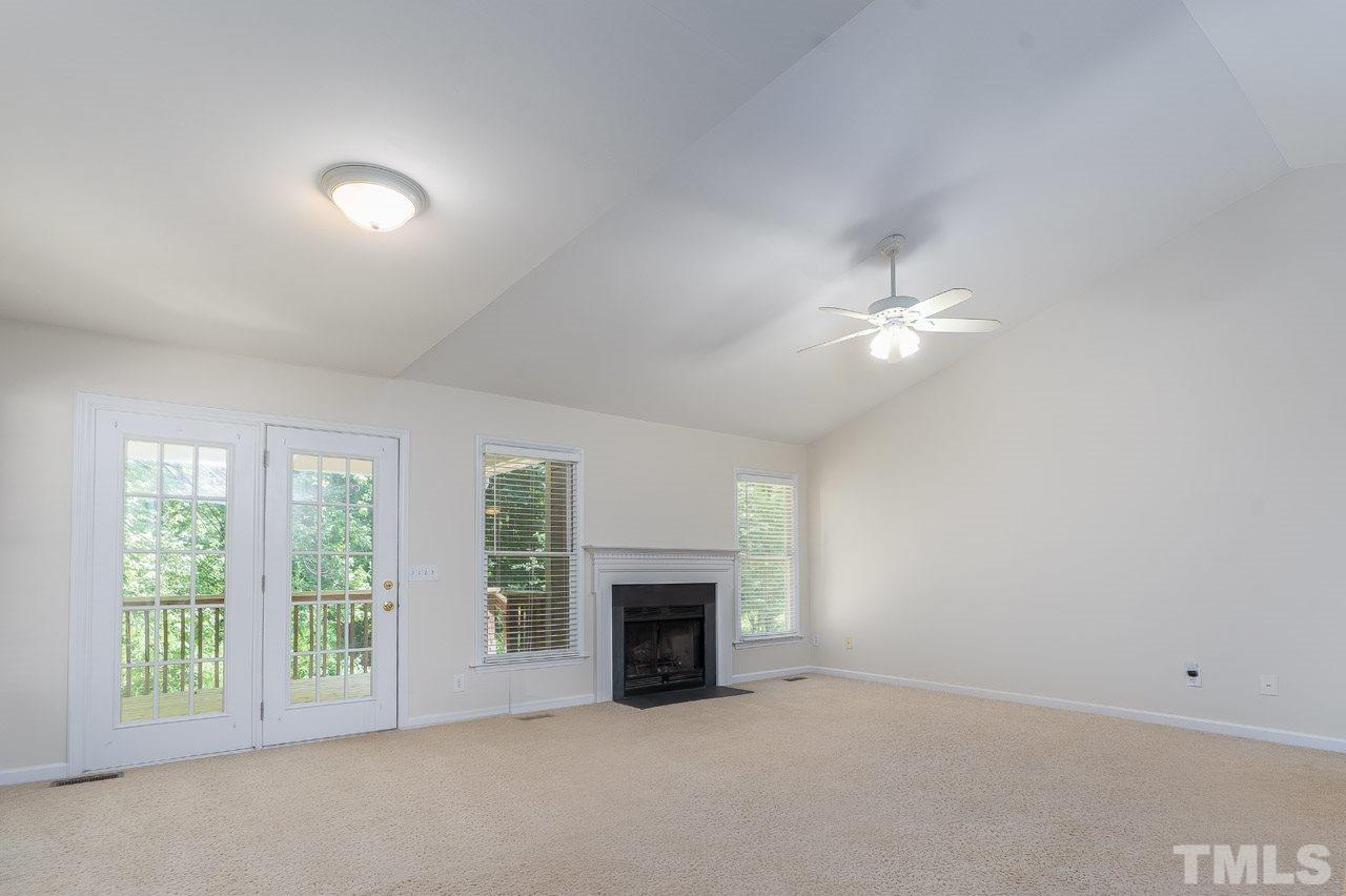 1909 Leadenhall Way Raleigh, NC 27603 - Photo 4 of 18