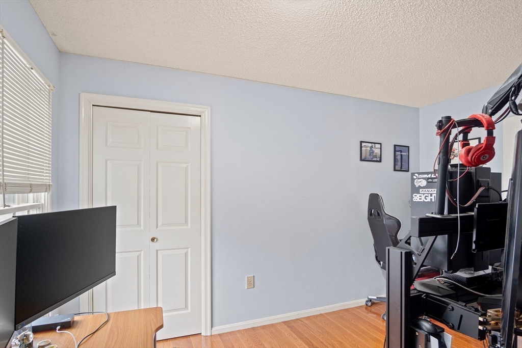 2 Anjo, Unit B Saugus, MA 01906 - Photo 12 of 32