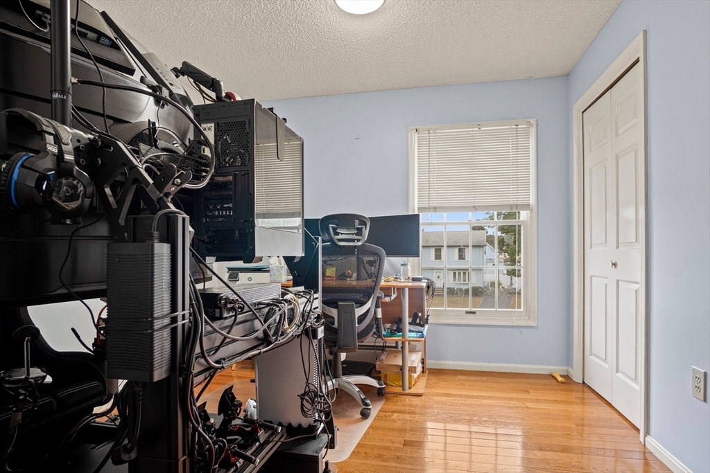 2 Anjo, Unit B Saugus, MA 01906 - Photo 13 of 32