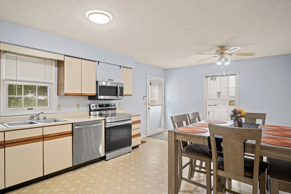 2 Anjo, Unit B Saugus, MA 01906 - Photo 30 of 32