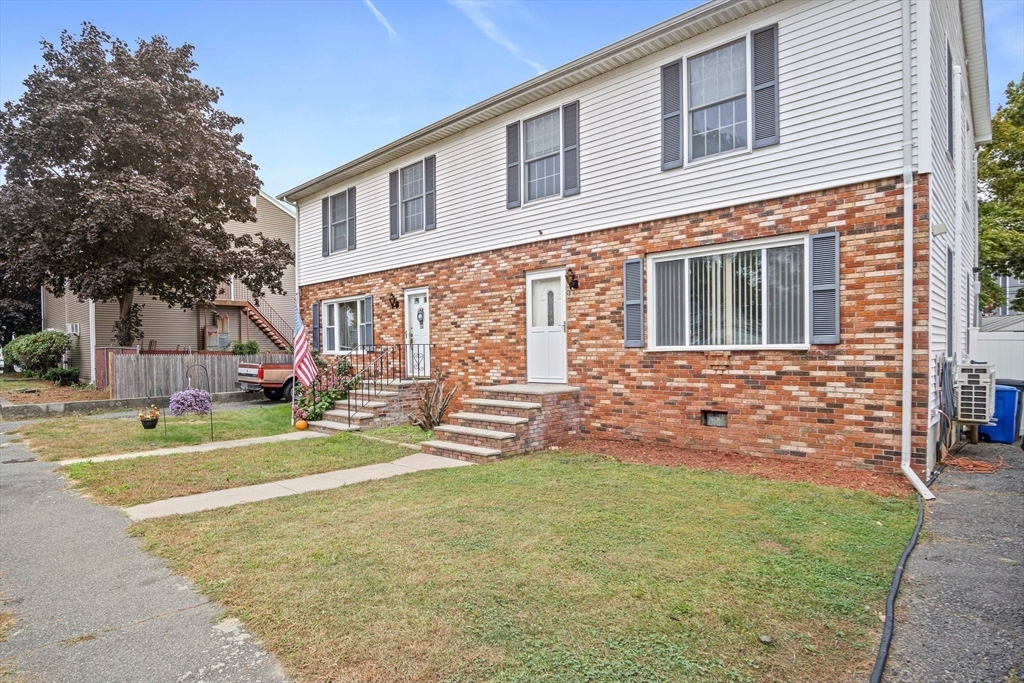 2 Anjo, Unit B Saugus, MA 01906 - Photo 3 of 32