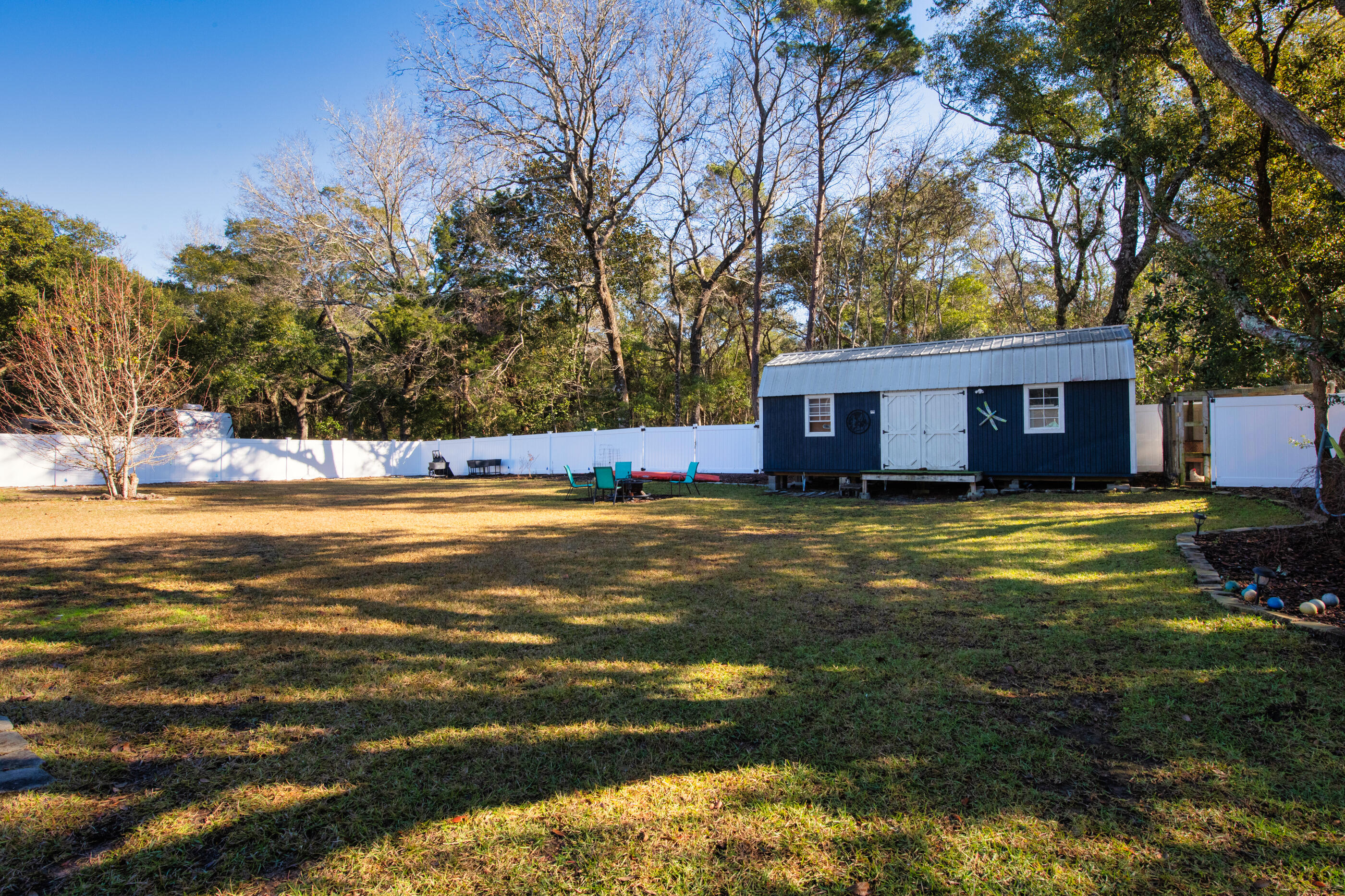 342 Eastern Street Freeport, FL 32439 - Photo 74 of 77 12 x 24 out building