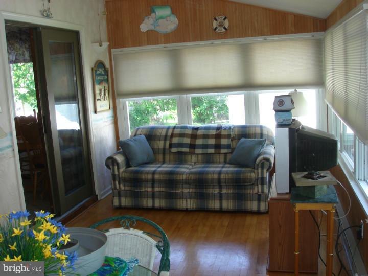 4 Strathmore Road Havertown, PA 19083 - Photo 8 of 21 Sun Room