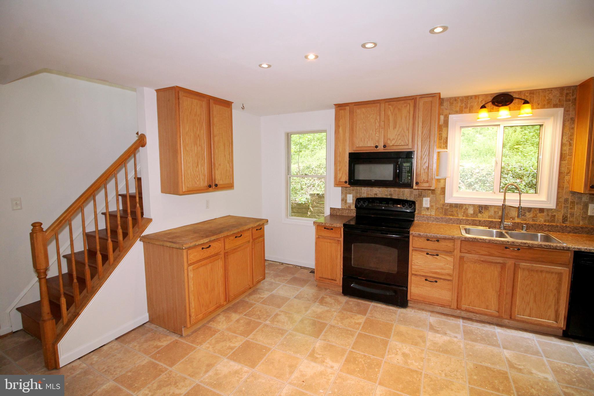 3024 Coon Club Road Hampstead, MD 21074 - Photo 8 of 36 Kitchen