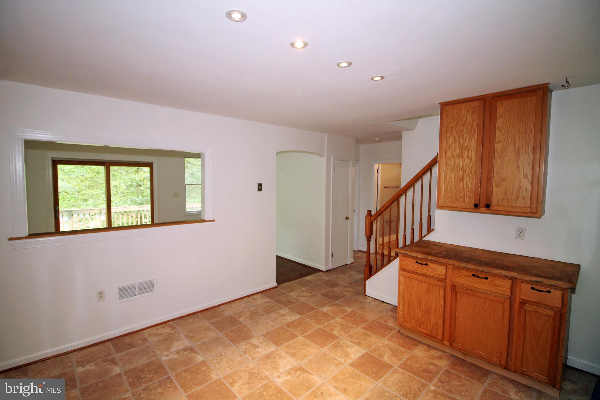 3024 Coon Club Road Hampstead, MD 21074 - Photo 9 of 36 Kitchen