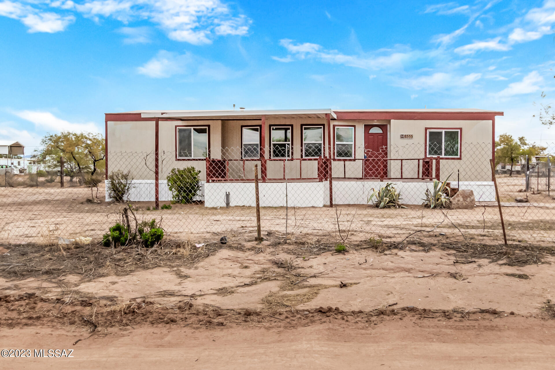8555 South Marstellar Road Tucson, AZ 85736 - Photo 3 of 31 Gallery Image 3