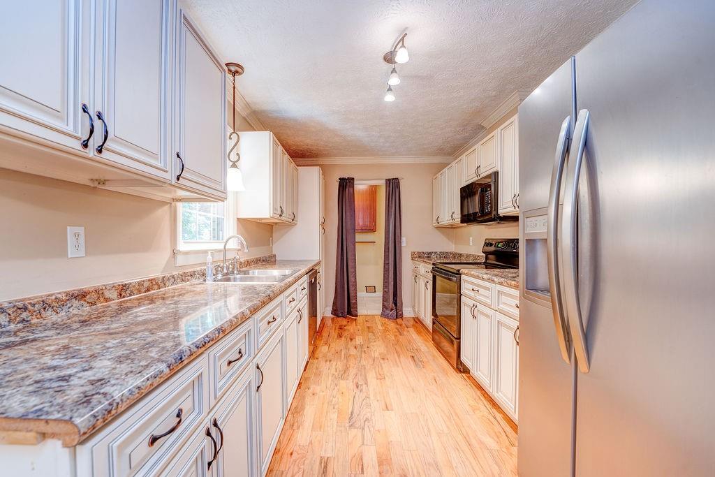 3209 Wax Road Southeast Aragon, GA 30104 - Photo 2 of 26