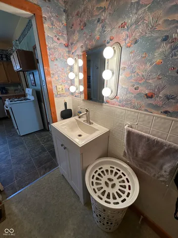 $184,900 | 106 Main Street, New Market, IN 47965