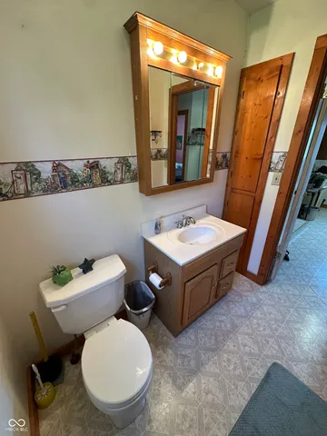 $184,900 | 106 Main Street, New Market, IN 47965