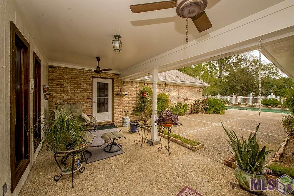 5145 Riverbend Boulevard Baton Rouge, LA 70820 - Photo 5 of 17 Gallery Image 5