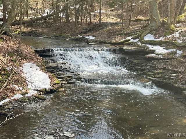 $189,900 | 1292 Halls Corners Road, Attica, NY 14011