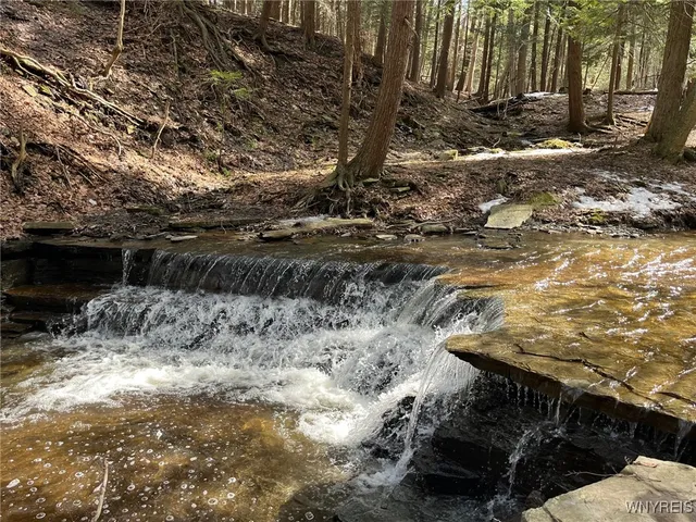 $189,900 | 1292 Halls Corners Road, Attica, NY 14011