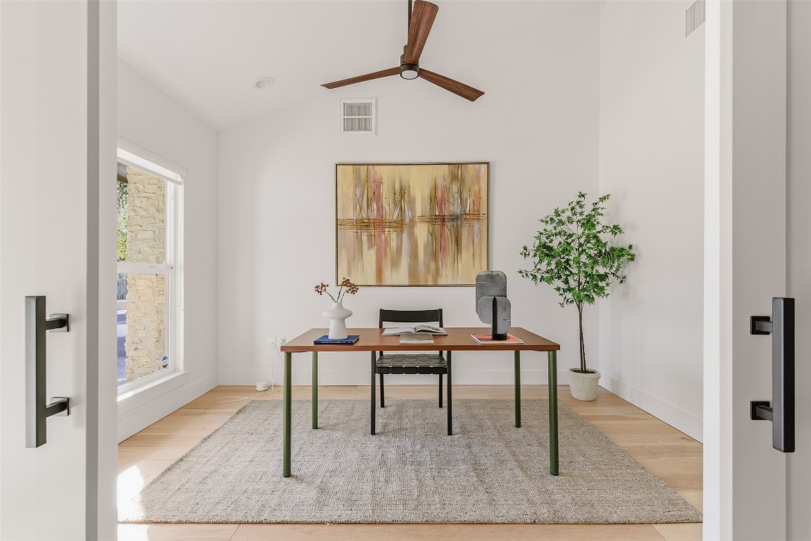 2602 Bend Cove Austin, TX 78704 - Photo 15 of 27