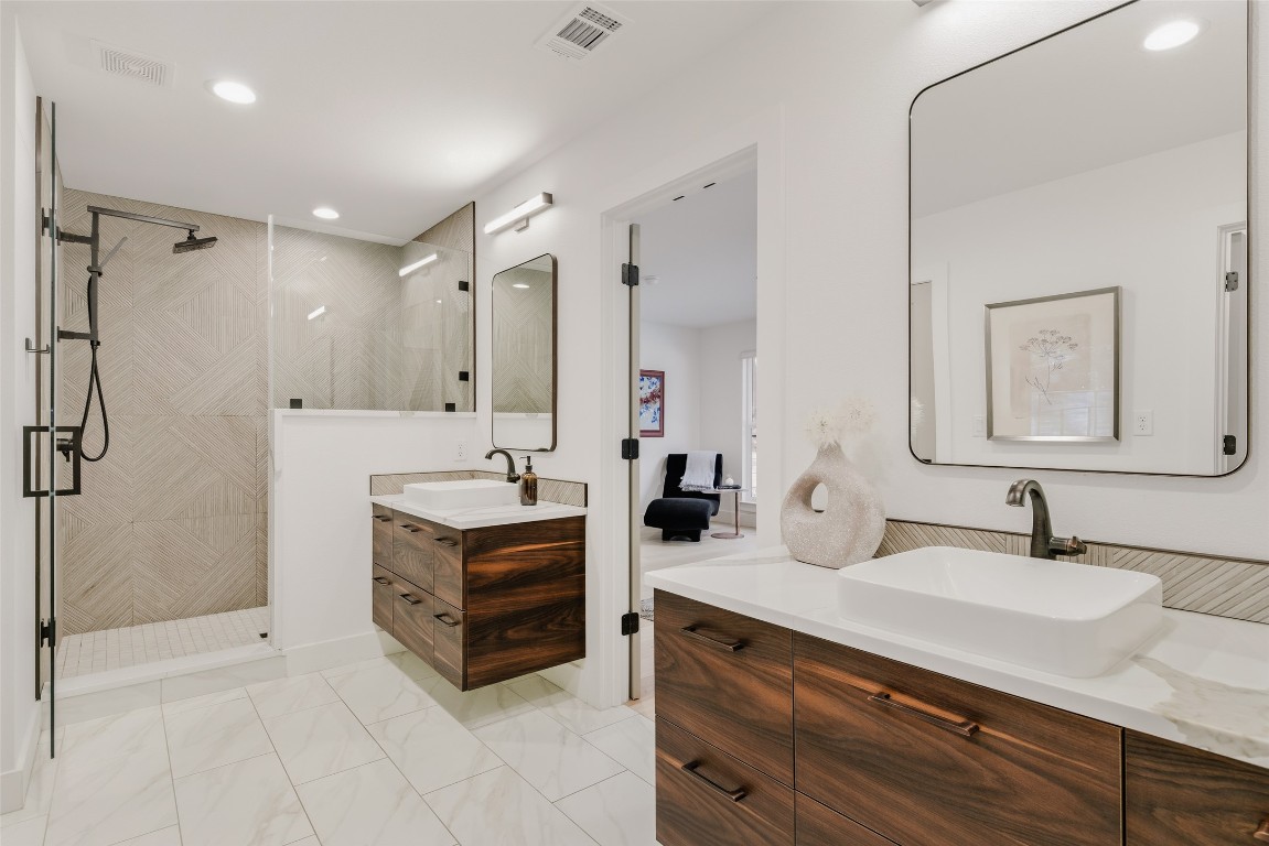 2602 Bend Cove Austin, TX 78704 - Photo 18 of 27