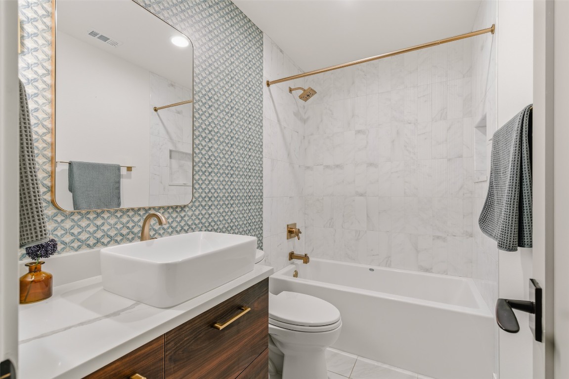 2602 Bend Cove Austin, TX 78704 - Photo 21 of 27